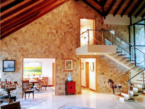 Se Vende Casa 620m2 5h/6b/7p Sartenejas
