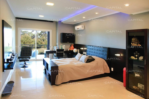 Excelente Casa De Ocho Dormitorios En Venta En El Golf- Ref: 30848