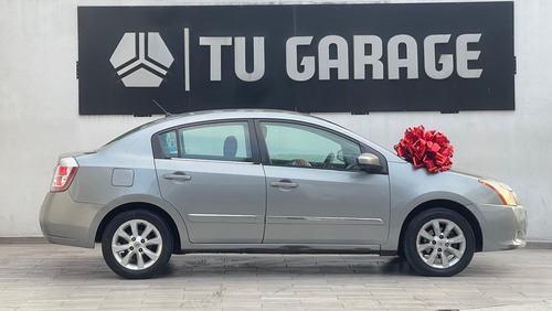 Nissan Sentra 2.0 Emotion Mt