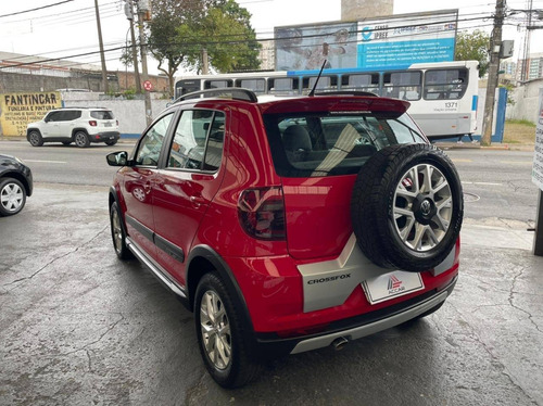 Imagem 8 de 15 de Volkswagen Crossfox 1.6 Mi Flex 8v 4p Automatizado