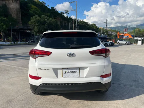 Hyundai Tucson 2.0 Advance 4X2