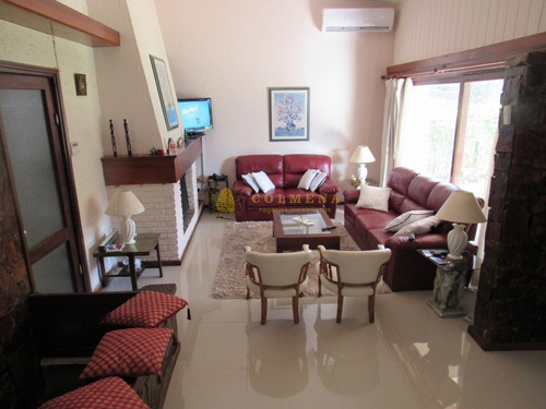 Excelente Casa ,muy Bien Ubicada,reciclada En Playa Mansa-ref:3105