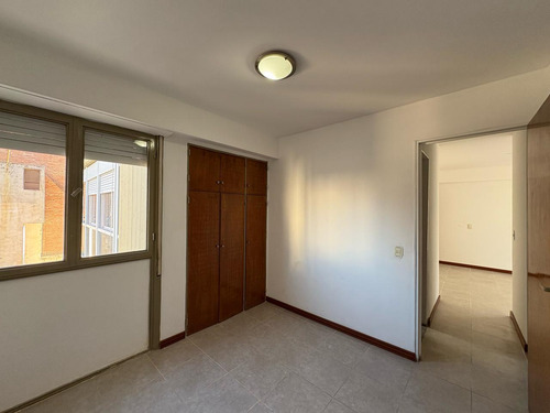 Departamento En Alquiler | 2 Dormitorios | Nueva Cordoba | Frente C/ Balcón | Zona Buen Pastor