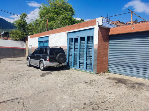 Local De 410mts. Con Fundaciones Para Construir Varios Pisos