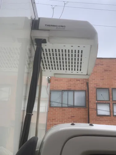 Camion Hino Dutro Max Modelo 2017 Con Térmo De Refrigeración