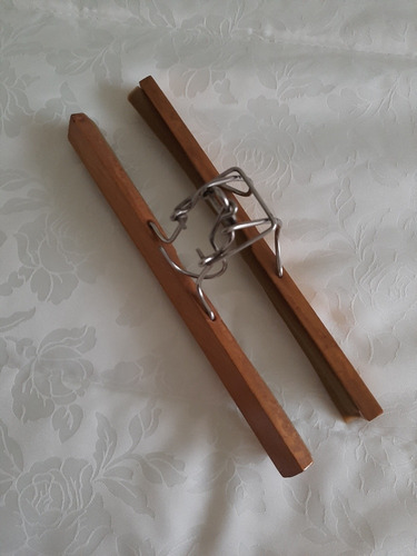 Antigua Percha Para Pantalones (Usado)
