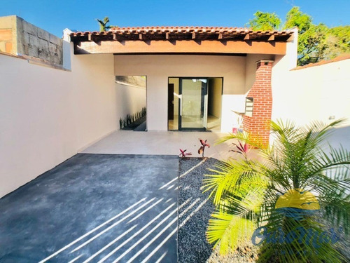 Imagem 2 de 29 de Casa Nova Em Itanhaém - Próximo Ao Centro De Itanhaém - Bairro Savoy - Casa Individual - Próximo À Comércios E Moradores Ao Redor! Financie! Confira! - 072 - 70394385