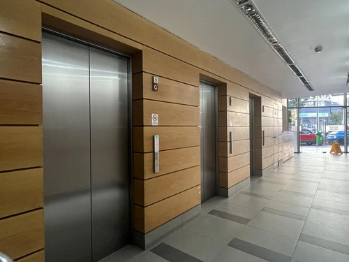Venta Oficina 20m2, 1p-1b, Metro Bella Vista De La Florida