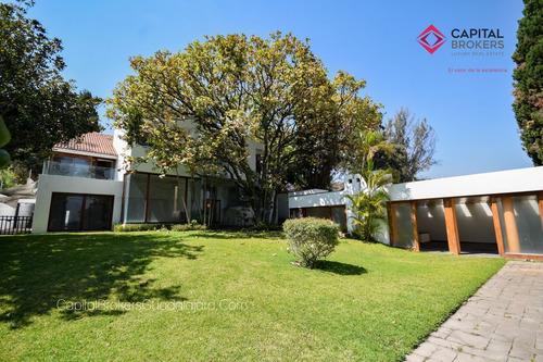 Casa De Lujo Con Alberca En El Palomar Sur