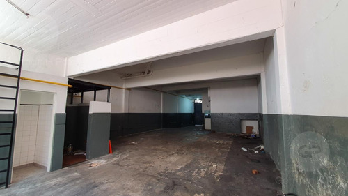 Imagen 8 de 12 de Local/galpon De 200m2 En Pb
