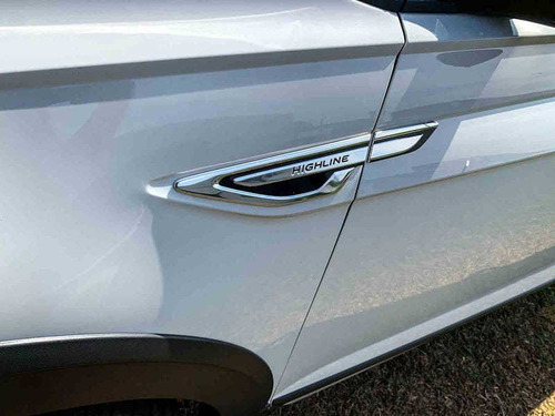 Imagem 8 de 13 de Volkswagen Nivus 1.0 200 Tsi Highline 2021