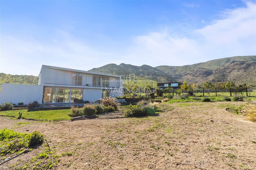 Casa En Venta De 4d/5b Las Brisas