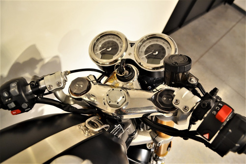 Triumph Thruxton R 2017