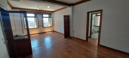 Imagen 9 de 29 de Avenida Rivadavia Al 3000 Y La Rioja 150 M2 4 Ambientes