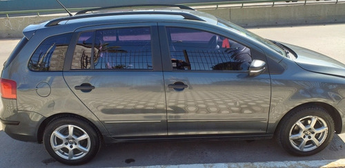 Volkswagen Suran 1.6 Trendline 11b 2012