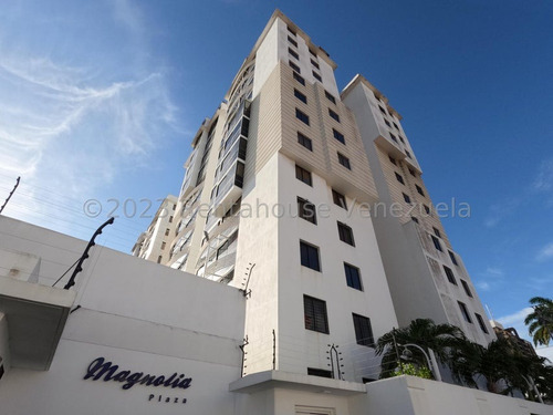 ¡¡ Apartamento En Venta En El Centro De Barquisimeto Edo Lara R E F  2 - 4 - 1 - 0 - 7 - 7 - 8 Mp!!