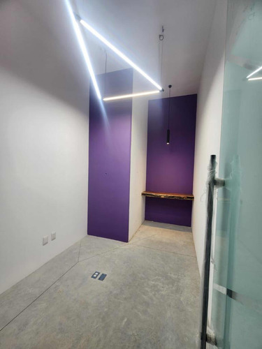 Pedregal Edificio Nuevo 15 Pisos Semiterminado Junto Artz