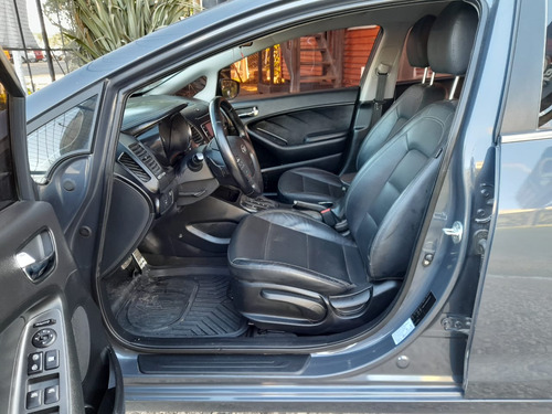 Imagen 8 de 15 de Kia Cerato 1.6 Ex 4 Ptas At6 Año 2016