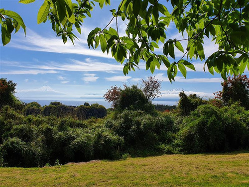 Sitio En Venta En Puerto Varas Con Vista Al Lago Y Volcanes