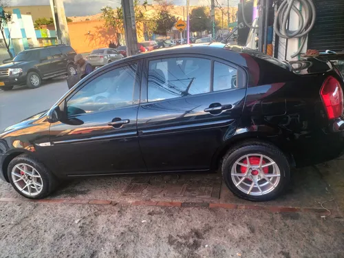 Hyundai Accent 1.4 Gl 4 p