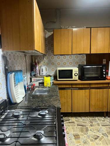 Uso Comercial Con Salida A 2 Calles. Ideal Gastronomia.