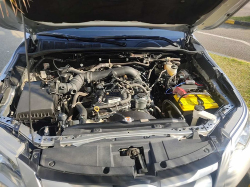 Imagen 14 de 17 de Toyota Fortuner 2018 2.7l