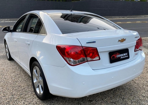 Imagem 4 de 11 de Cruze Lt Sedan (aut) 2012
