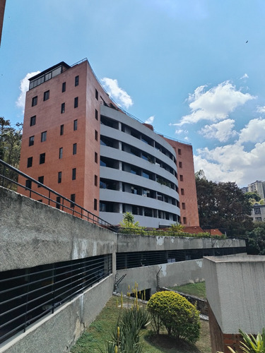 Apartamento En Alquiler El Peñon. Semi Equipado Con Terraza