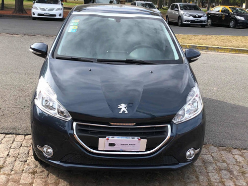 Imagen 14 de 15 de Peugeot 208 2014 1.5 Allure Touchscreen