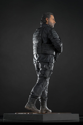 Mcfarlane Toys - The Walking Dead: The Ones Who Live Rick Gr