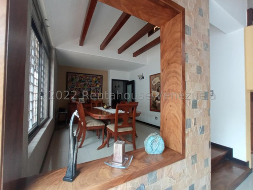 Monicam 23-424 Imponente Townhuse Anclado En Zona Privilegiada, Exquisita Ambientación, De Impecable Diseño, Propiedad De Tipo Duplex Con Amplitud En Sus Niveles De Bella Arquitectura
