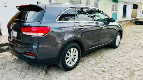 Kia Sorento 2.4 Lx At