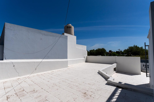 Casa A La Venta En Hipolito Yrigoyen 1182 Lujan Centro