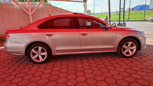 Imagen 6 de 15 de Volkswagen Passat 2013 2.5 Sportline At