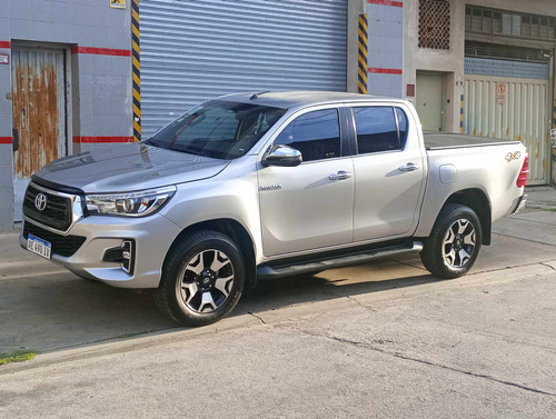 Toyota Hilux Pick-Up 2.8 Cd Srx 177cv 4x4 At