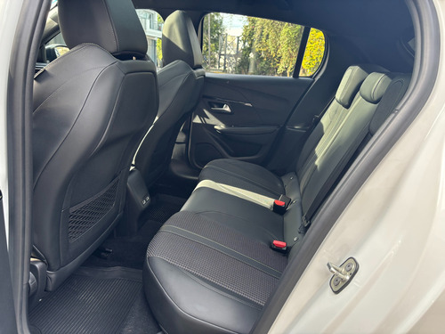 Peugeot 208 1.2 Gt