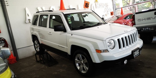 Imagen 4 de 15 de Jeep Patriot 2014 2.4 Sport Cvt