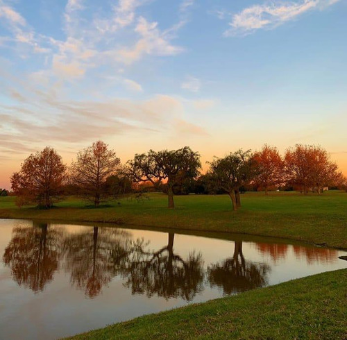 Venta-lote En Chacras La Primavera Golf- Carlos Keen- Lujan-3270 M2