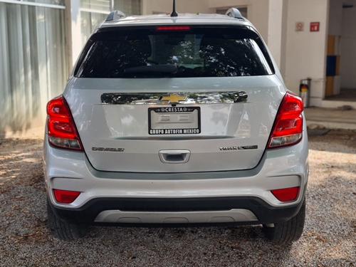 Imagen 7 de 12 de Chevrolet Trax
