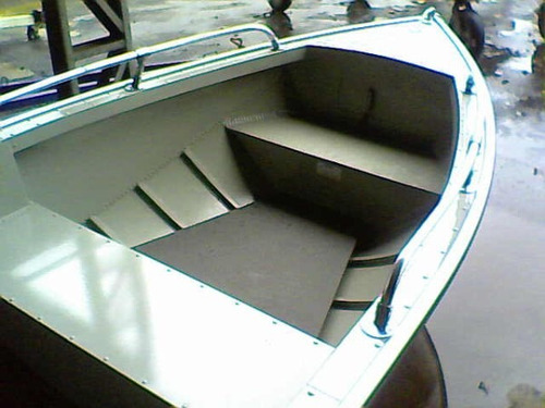 Lancha Metalglass Karib 600 Console