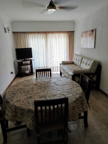 Imagen 7 de 10 de Departamento De 3 Ambientes .