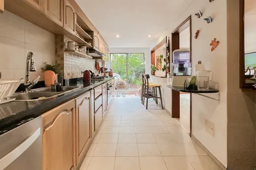 Apartamento En Venta En Los Rosales. Cod V7509