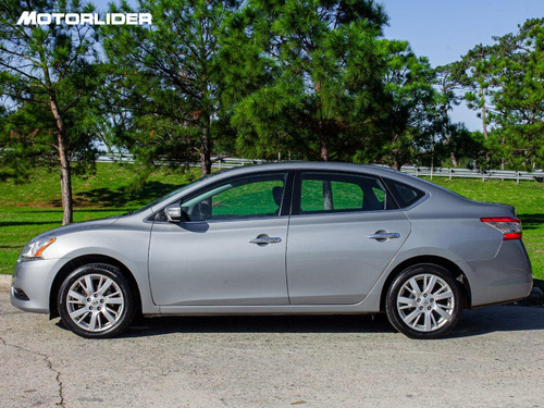 Imagen 2 de 25 de Nissan Sentra Exclusive Cvt Extra Full | Permuta / Financia