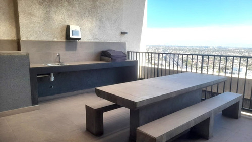 Cumbrespro Vende Amplio Dpto. 1d/1b, Con Bodega