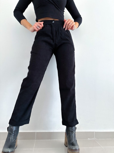 Pantalon De Corderoy Para Dama Con Pinzas