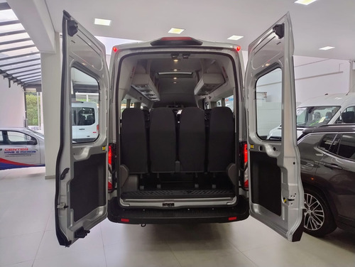 Nova Ford Transit Executiva 17+1 Lugares 2025 0km 5p Prata