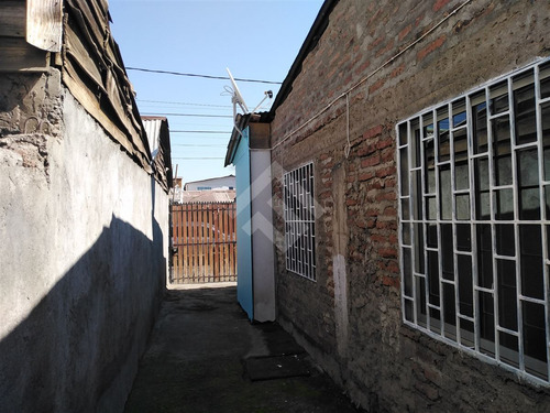Casa En Venta En Cerro Navia, Mmv