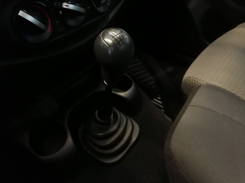 Imagen 9 de 12 de Nissan Np300 Pickup 2020