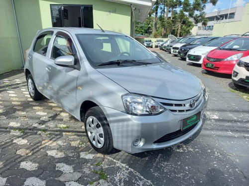 Toyota Etios Etios 1.3 X 16V FLEX 4P MANUAL