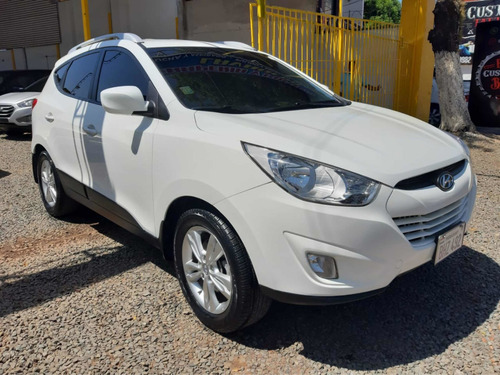 Imagen 3 de 10 de Hyundai Tucson Diésel 4x4 Automatic